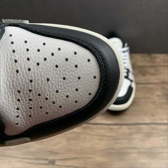 AMIRI Skeleton White And Black Unisex Sneakers - Picture 10 of 14